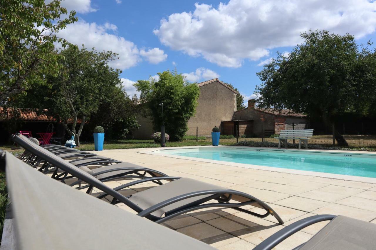 Domaine Des Tilleuls Val-de-Livenne Exterior foto